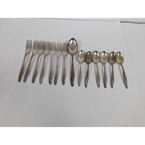 Oneida Silver Wm A Rogers Silver Overlaid Flowertime 1963 Set of 14 Forks Spoons
